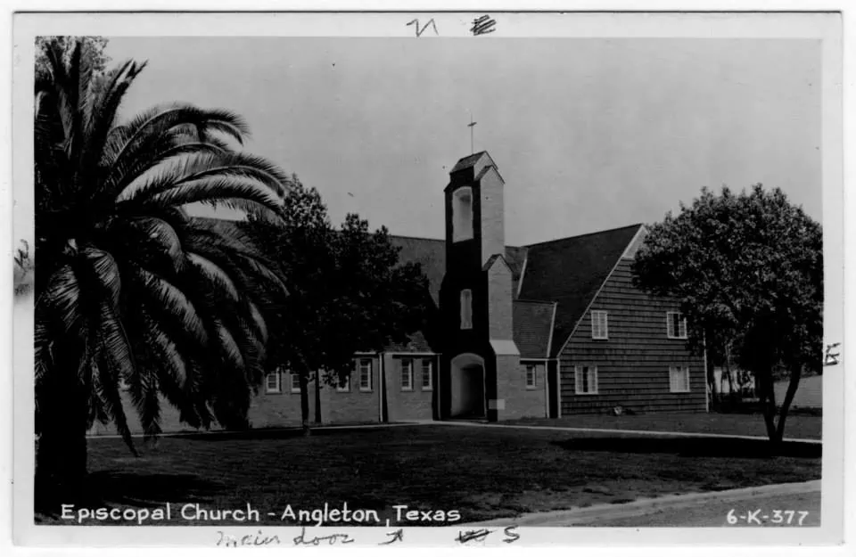 11052527 10153180749768928 4624964676448051494 n - Holy Comforter Episcopal Church & School